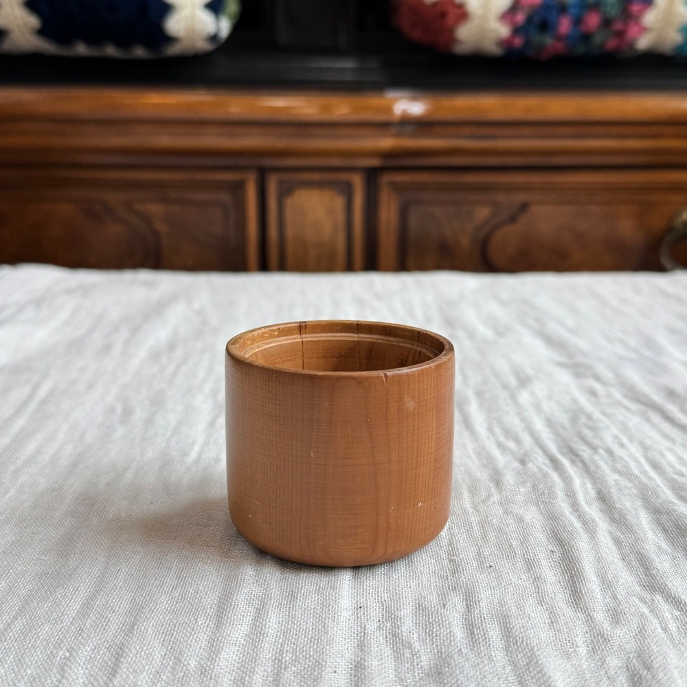 VTG Handmade Yew Wooden Bowl Dish Vase Bud Signed Small Natural Wood '97 - Picture 5 of 10
